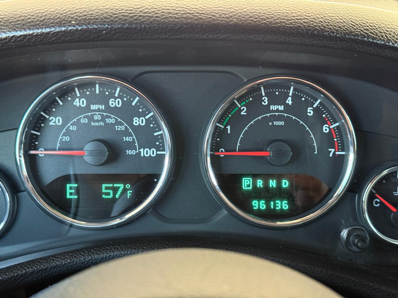 Jeep Wrangler 4WD 2dr Sahara 2011