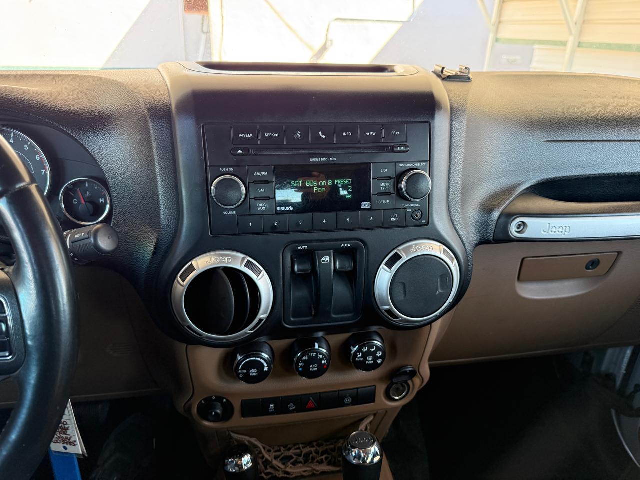 Jeep Wrangler 4WD 2dr Sahara 2011