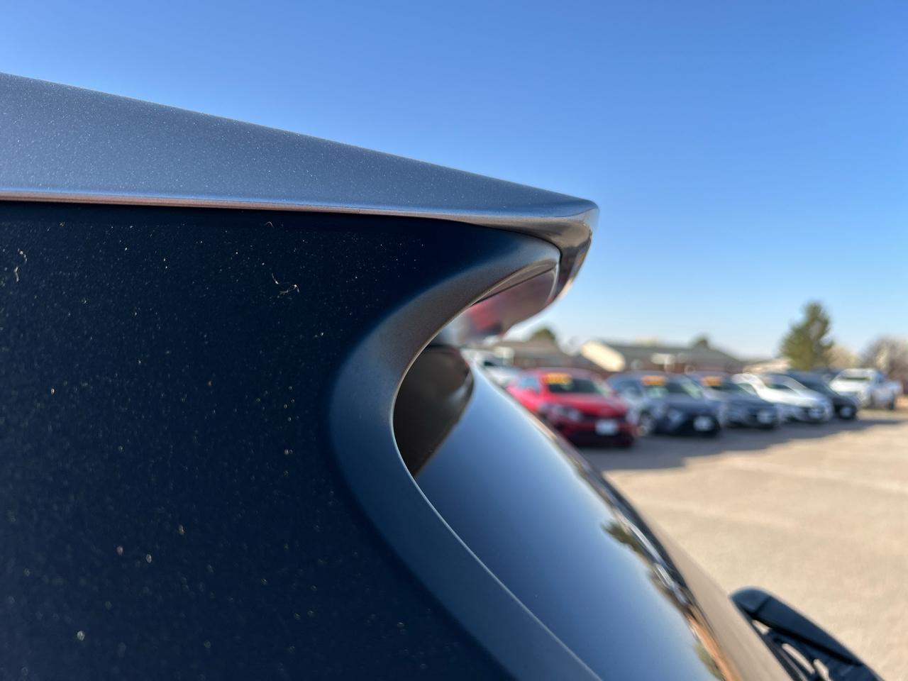 Toyota RAV4 XLE FWD (Natl) 2021