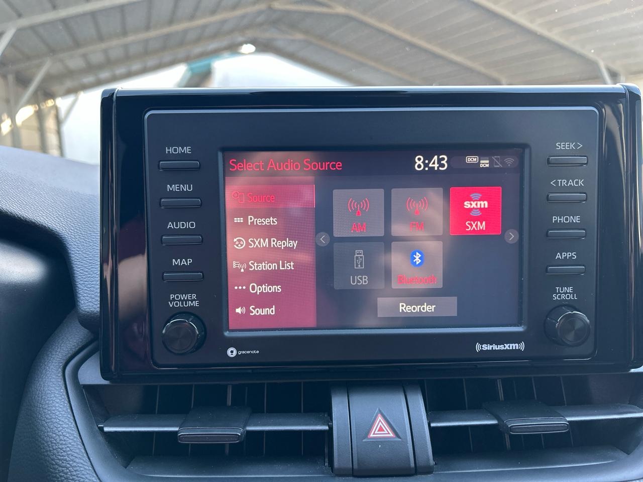 Toyota RAV4 XLE FWD (Natl) 2021