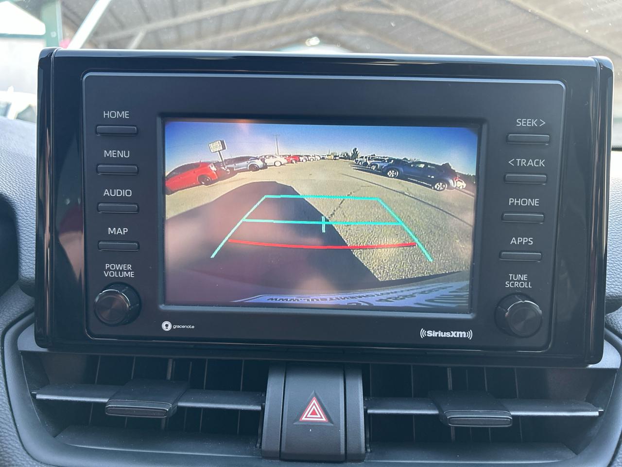 Toyota RAV4 XLE FWD (Natl) 2021