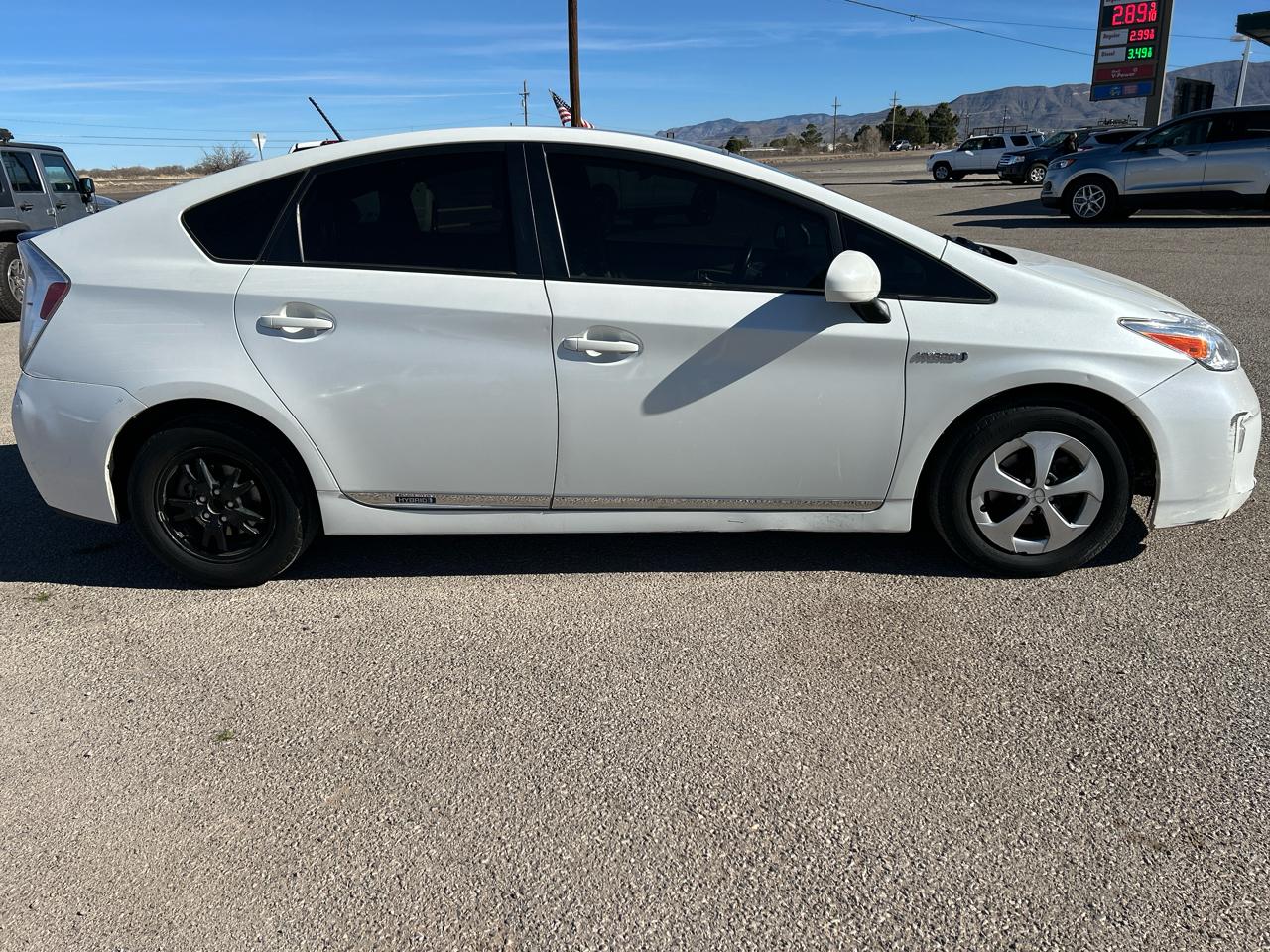 Toyota Prius 5dr HB Four (Natl) 2015
