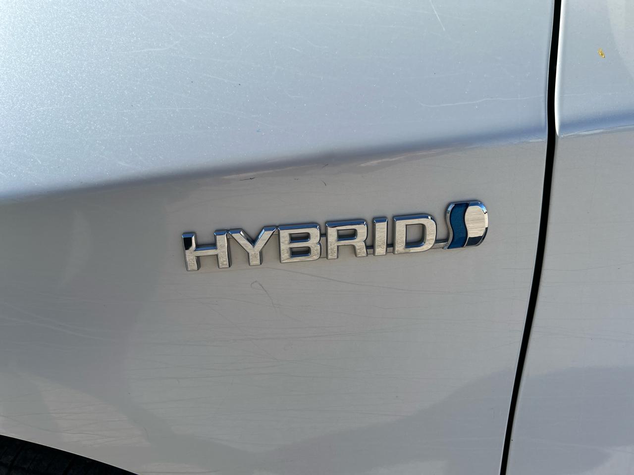 Toyota Prius 5dr HB Four (Natl) 2015