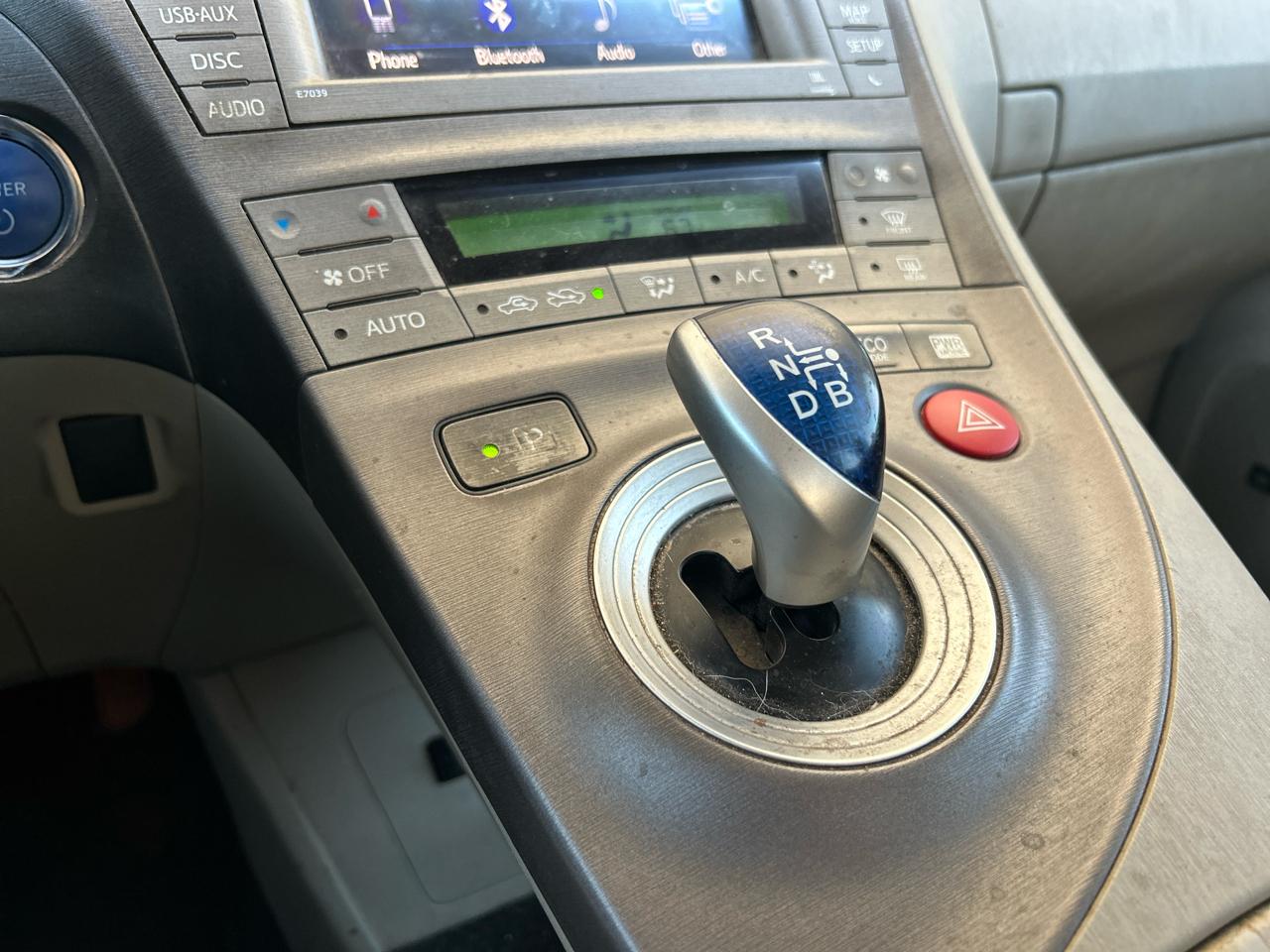 Toyota Prius 5dr HB Four (Natl) 2015