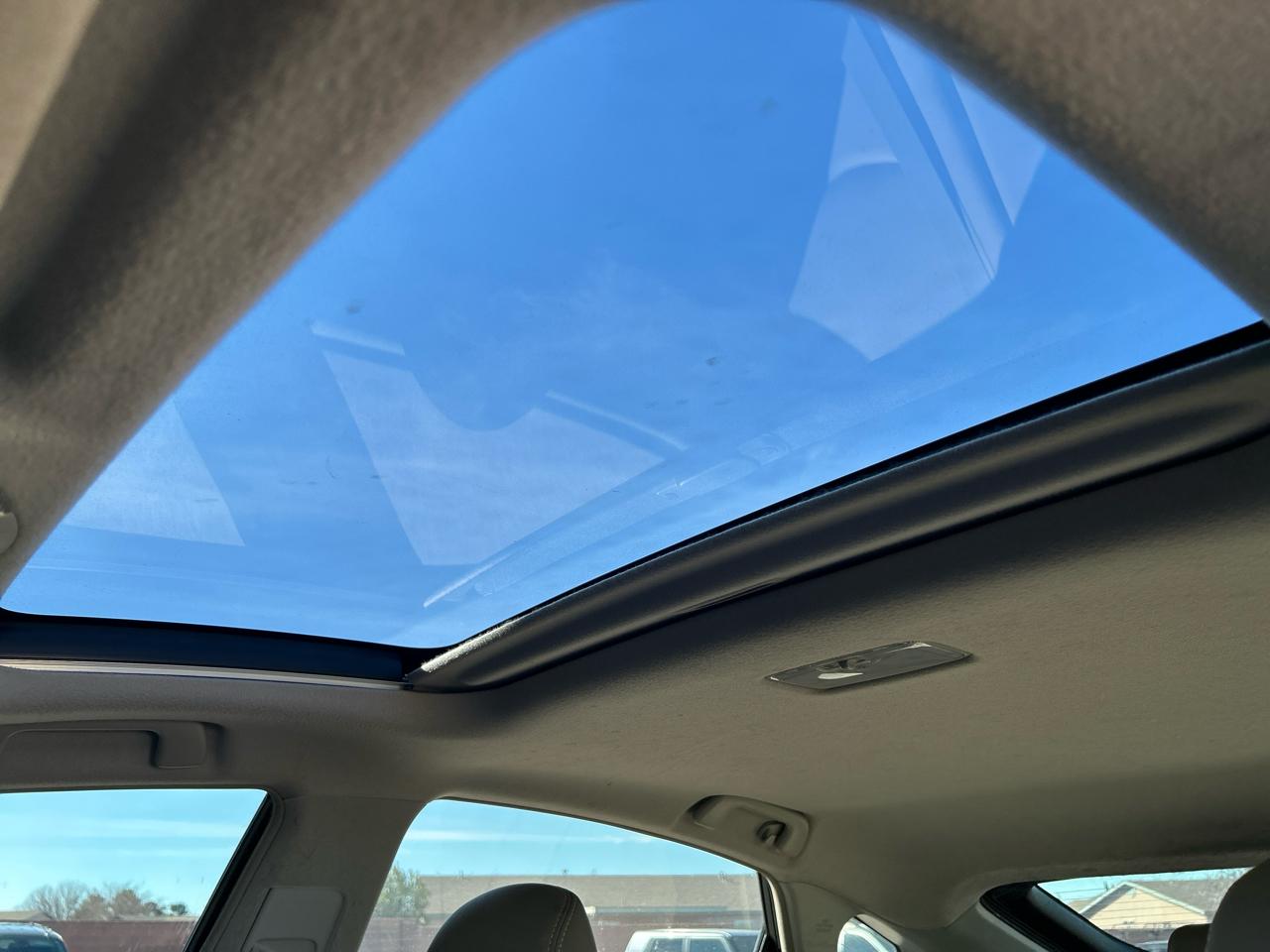 Toyota Prius 5dr HB Four (Natl) 2015