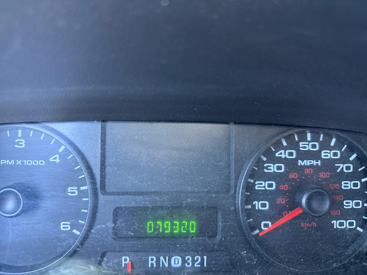 Ford Super Duty F-250 Crew Cab 156" XL 2005