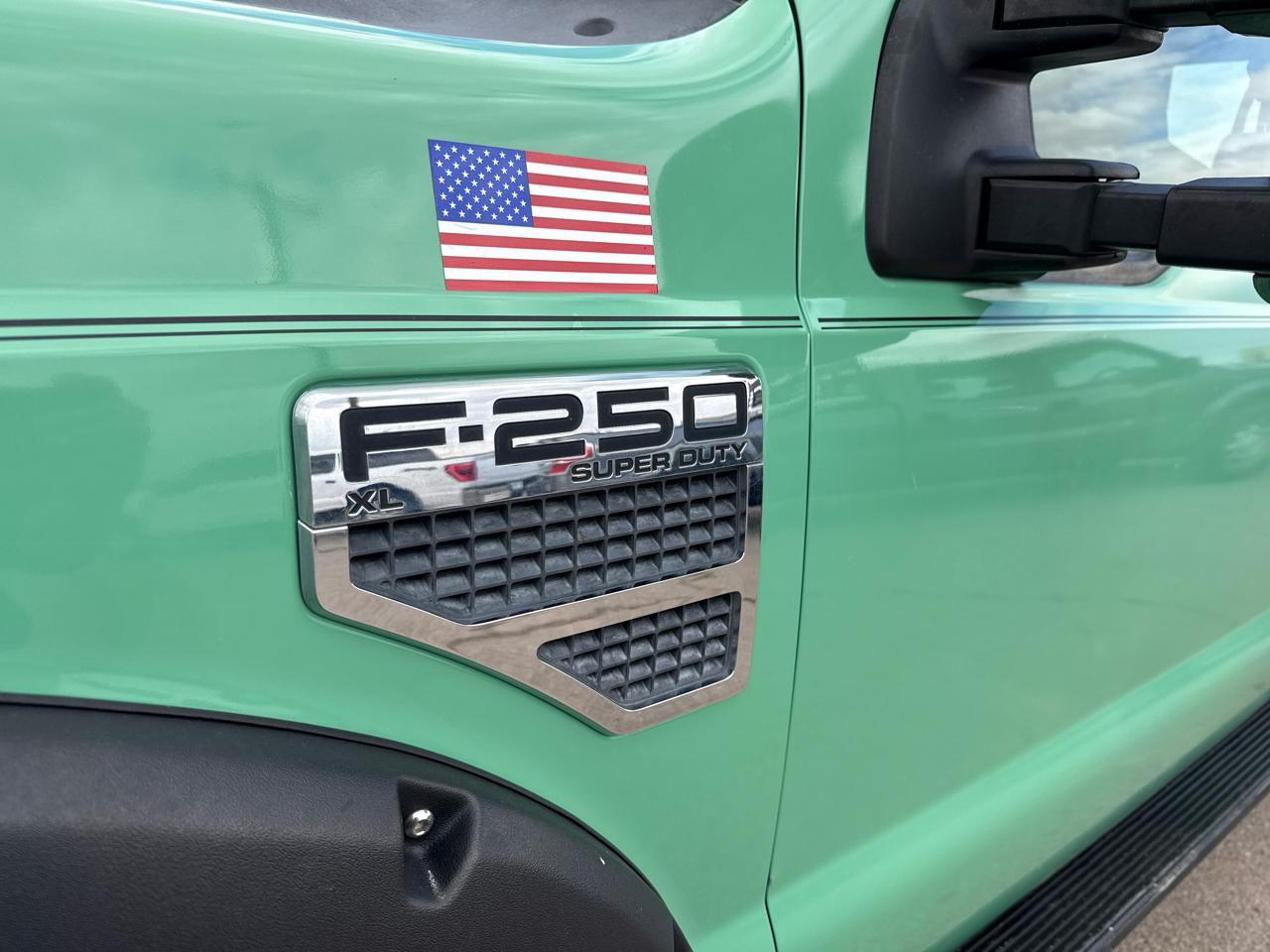 Ford Super Duty F-250 SRW 4WD Crew Cab 156" XL 2008