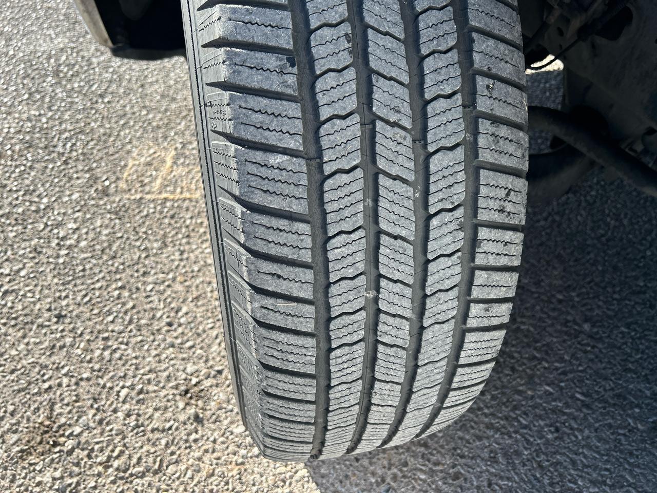 Ford F-150 2WD SuperCrew 145" XL 2013