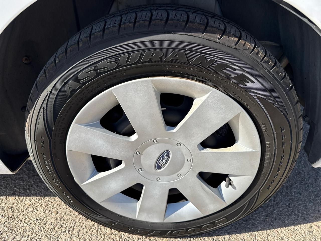 Ford Fusion 4dr Sdn I4 S 2007