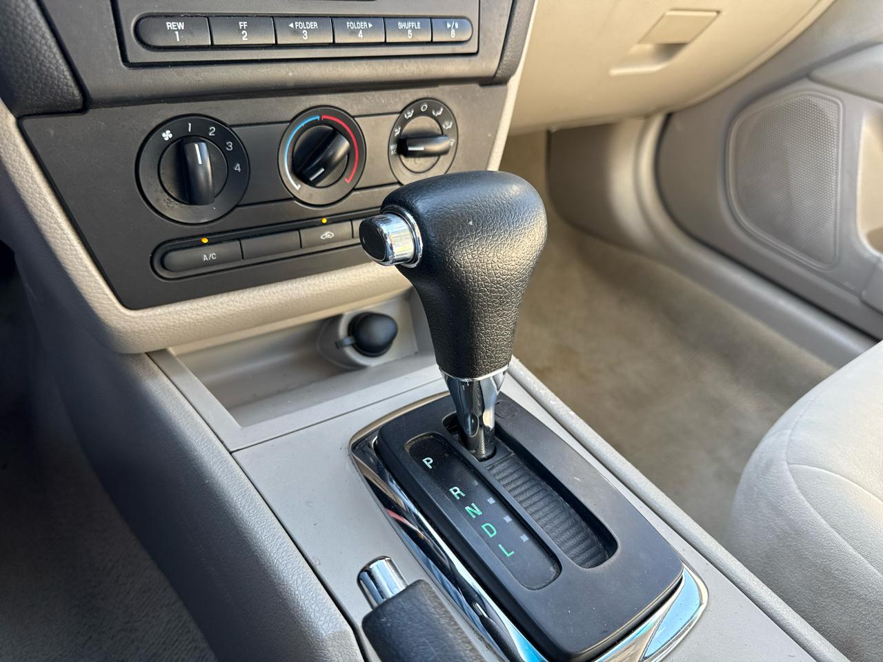 Ford Fusion 4dr Sdn I4 S 2007