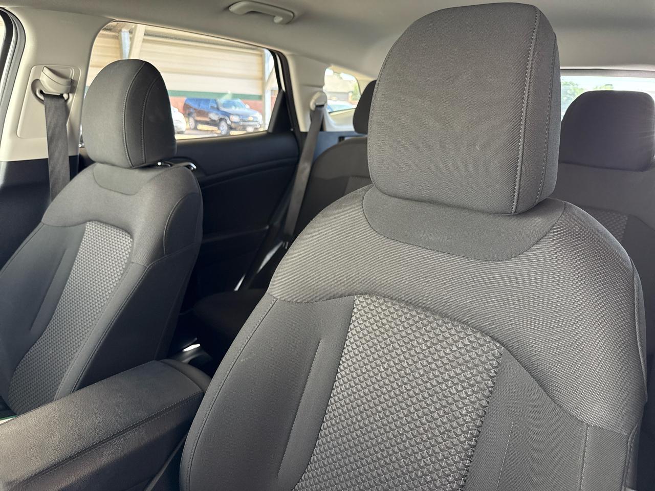 Kia Sportage LX FWD 2025