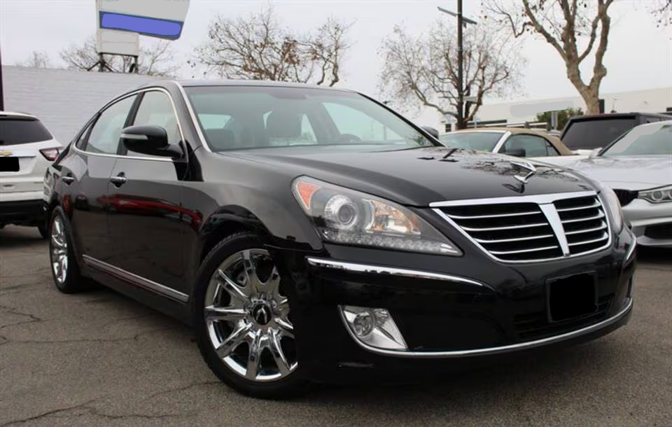 Hyundai Equus Signature 2012