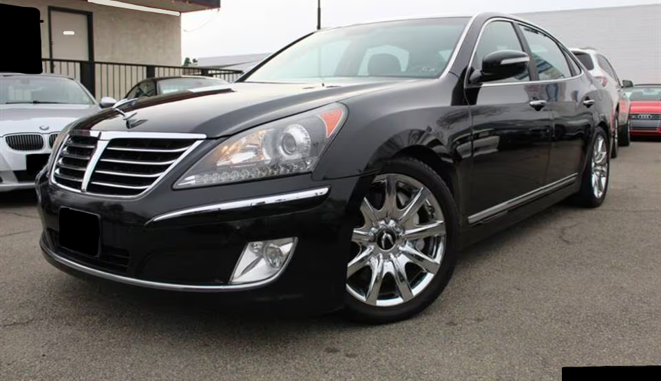 Hyundai Equus Signature 2012