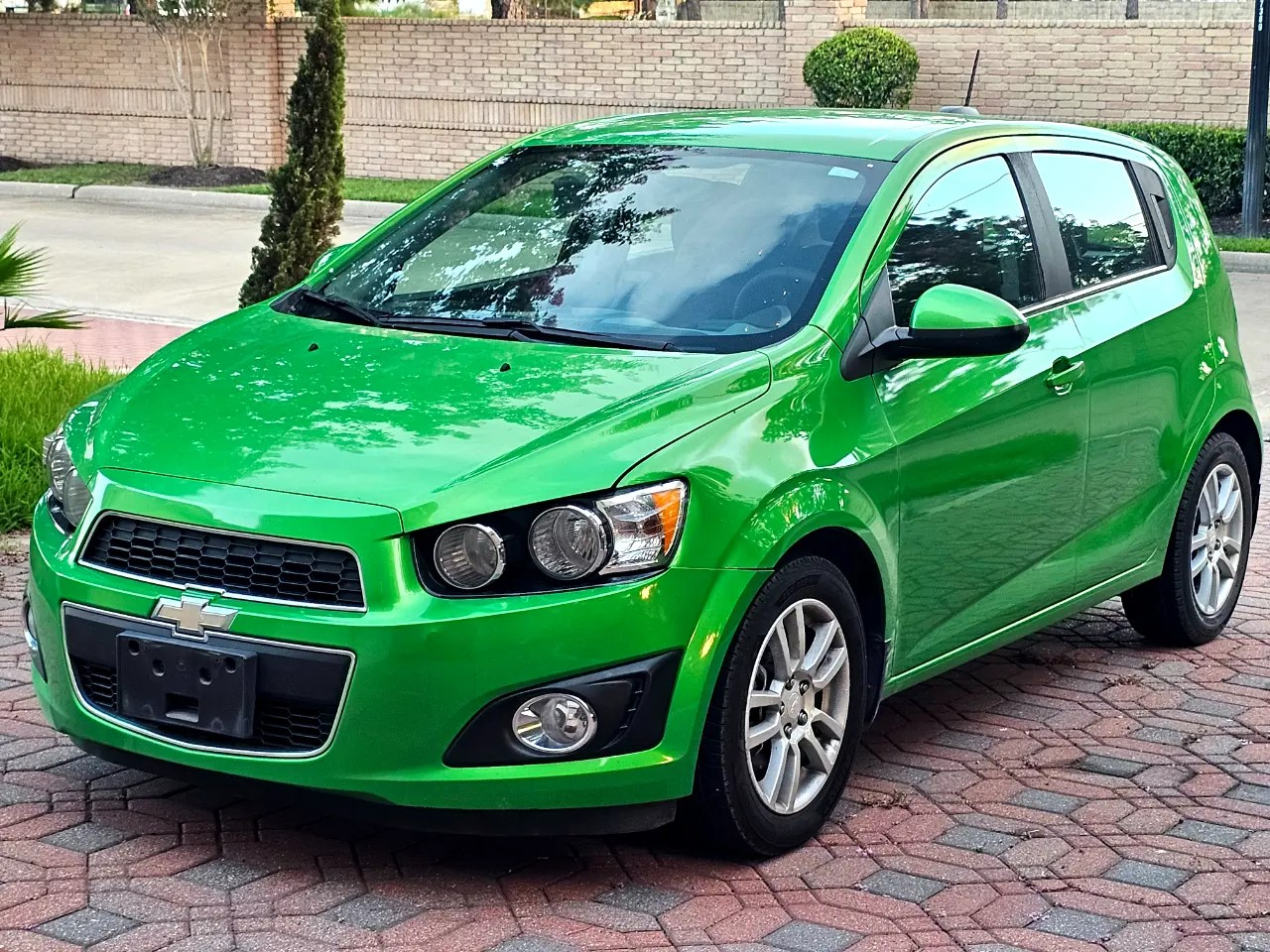 Chevrolet Sonic LT Auto 5-Door 2016