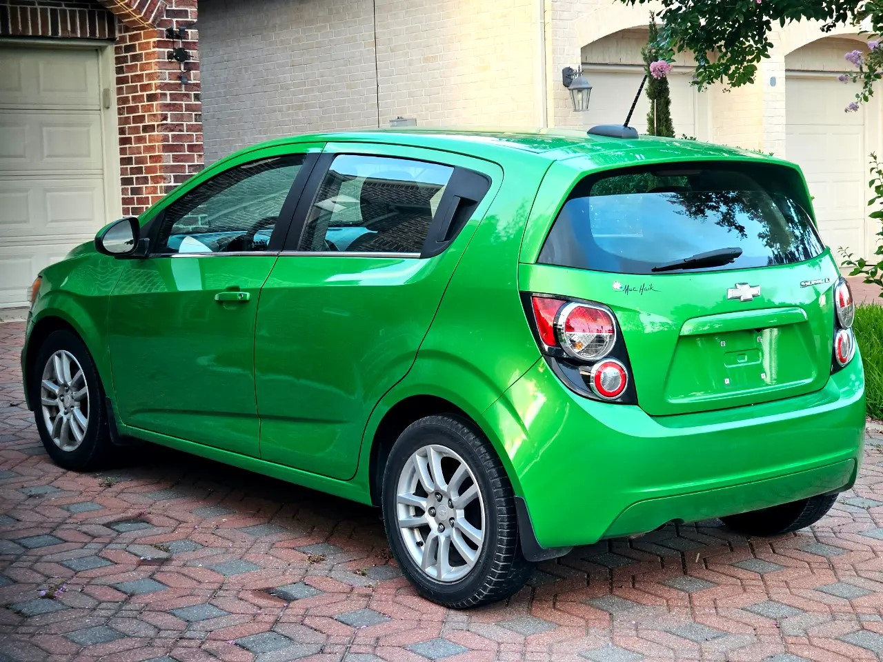 Chevrolet Sonic LT Auto 5-Door 2016
