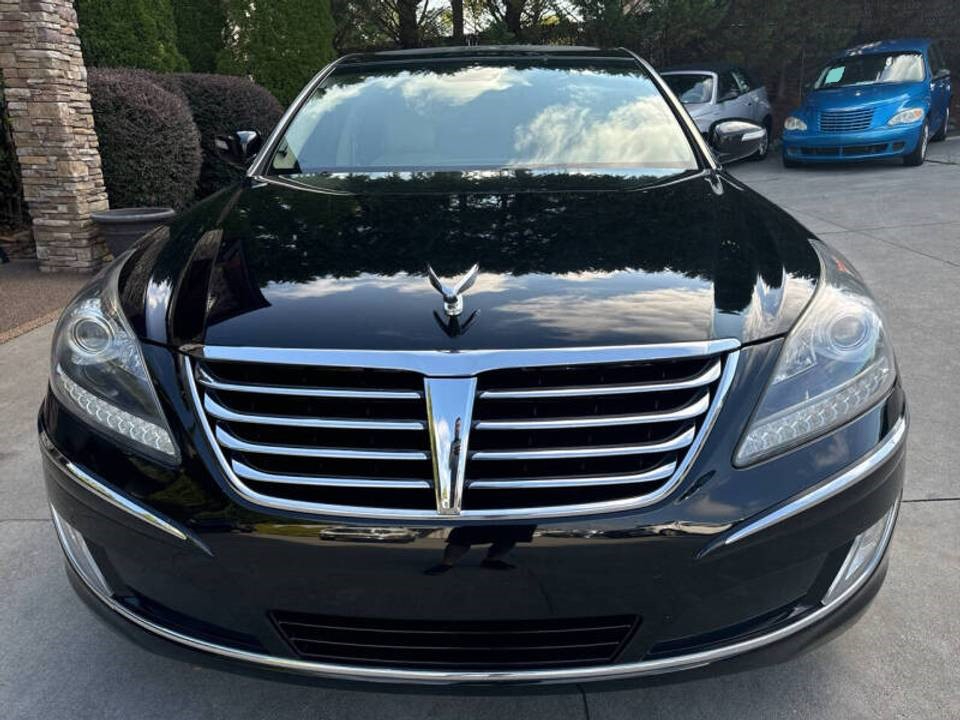Hyundai Equus Signature 2012