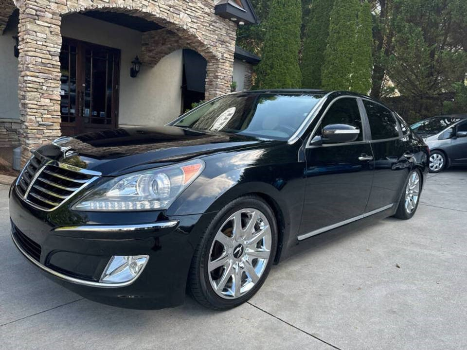 Hyundai Equus Signature 2012