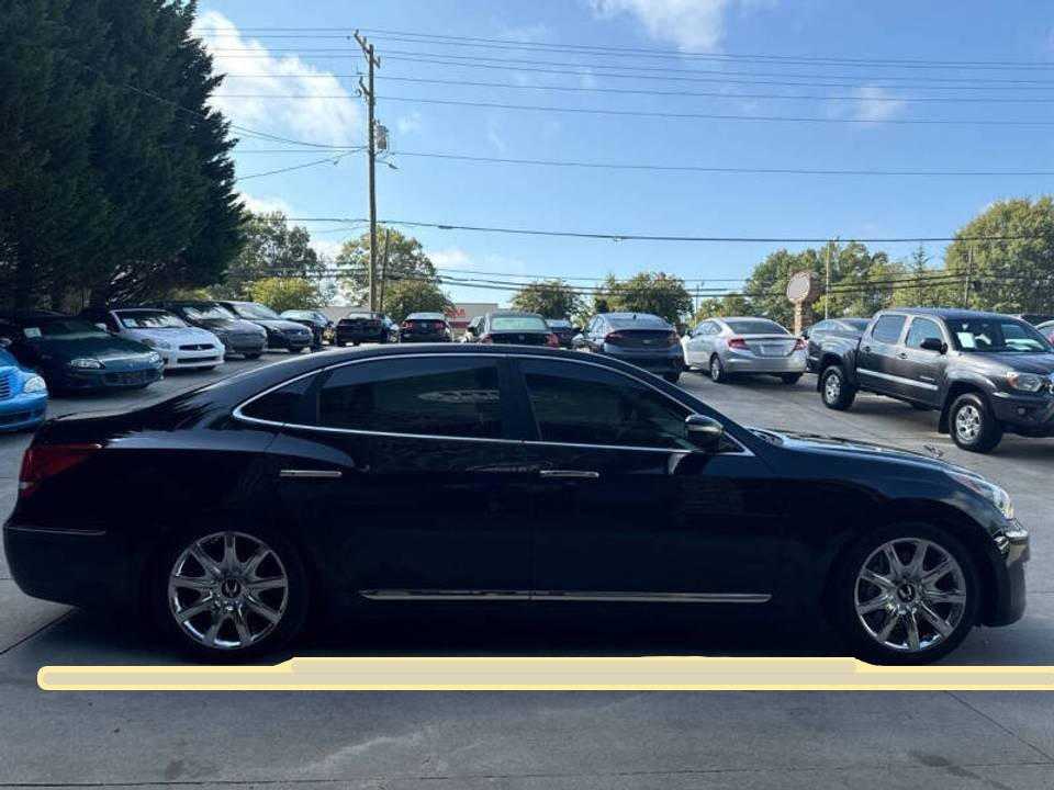 Hyundai Equus Signature 2012