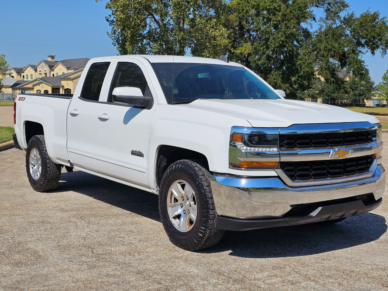 Chevrolet Silverado 1500 LT Double Cab 2WD 2018