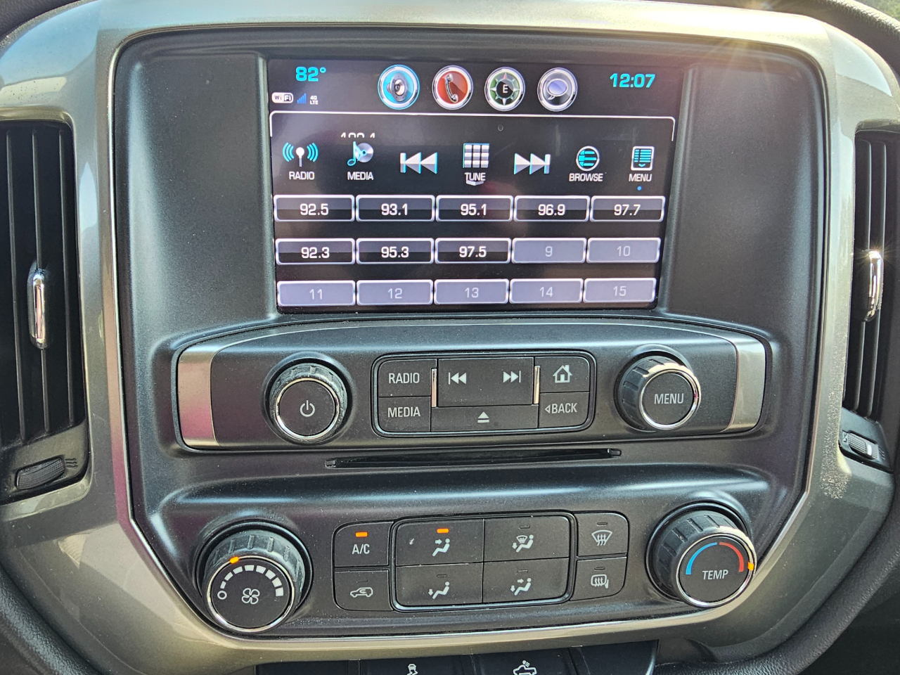 Chevrolet Silverado 1500 LT Double Cab 2WD 2018