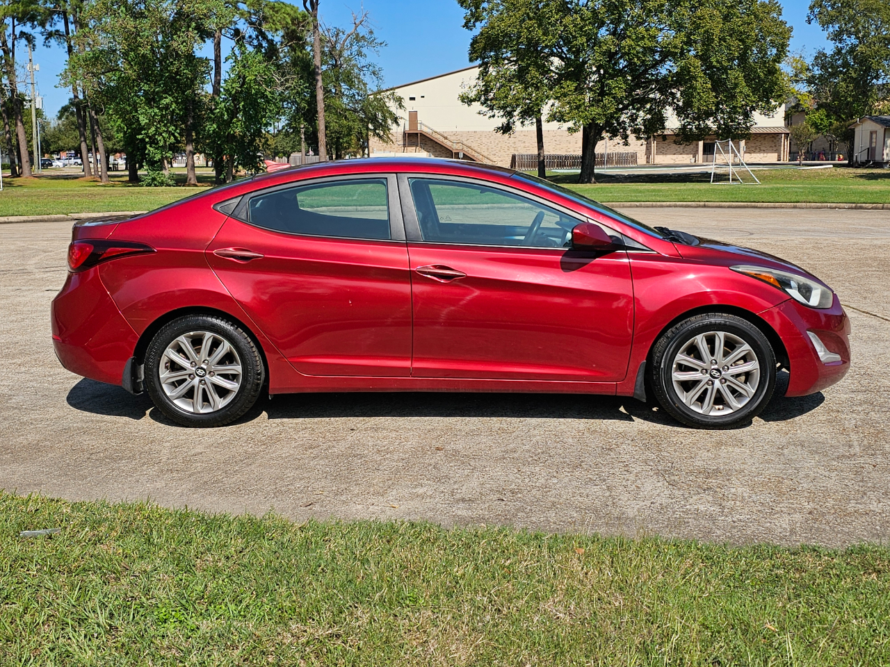 Hyundai Elantra SE 6AT 2016
