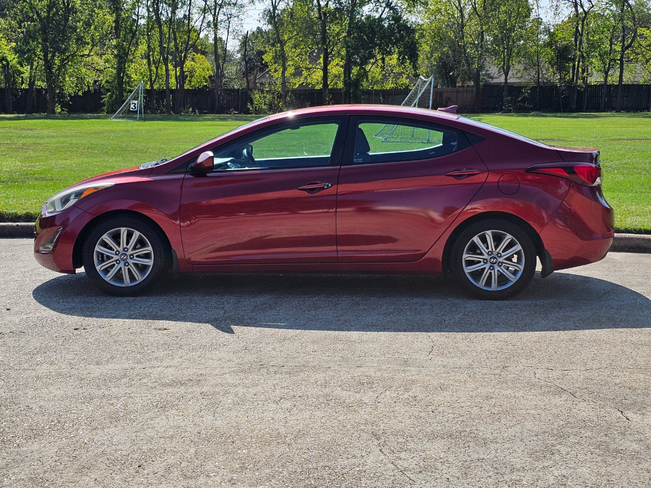 Hyundai Elantra SE 6AT 2016