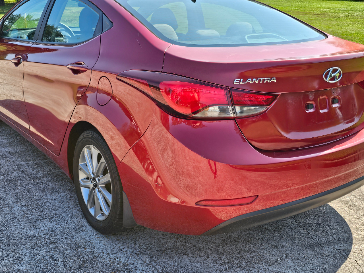 Hyundai Elantra SE 6AT 2016