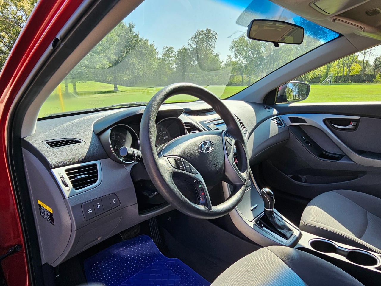 Hyundai Elantra SE 6AT 2016