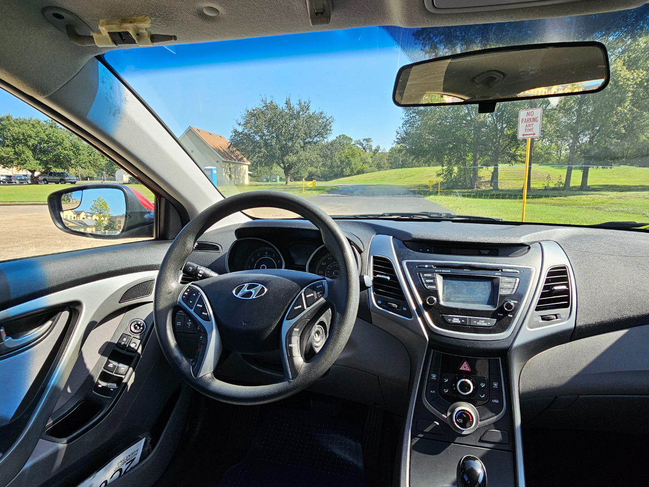 Hyundai Elantra SE 6AT 2016