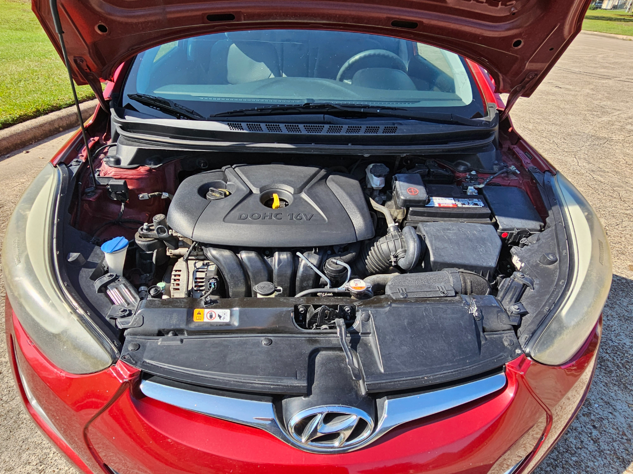 Hyundai Elantra SE 6AT 2016