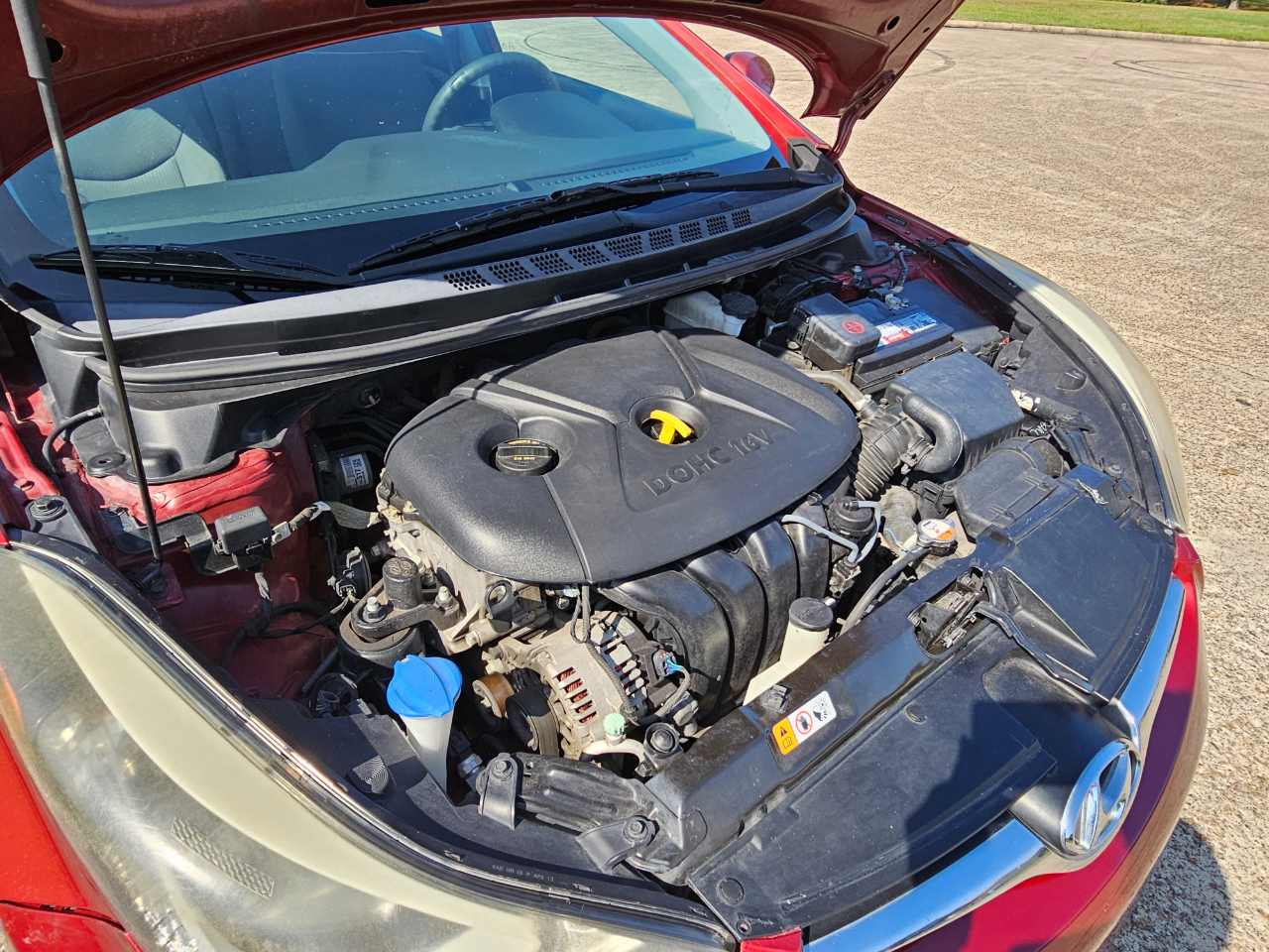 Hyundai Elantra SE 6AT 2016
