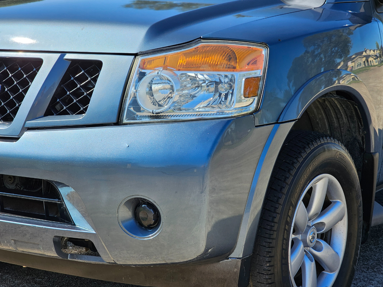 Nissan Armada SL 2WD 2011