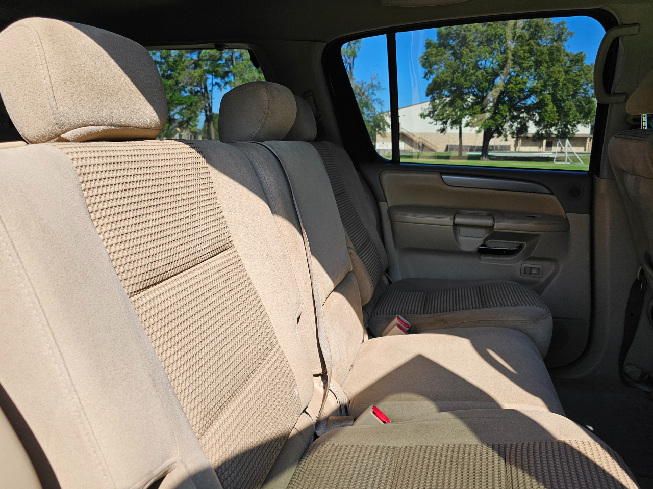 Nissan Armada SL 2WD 2011