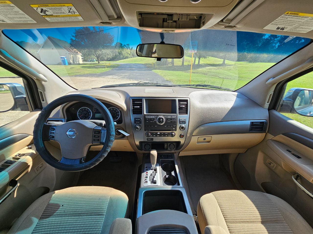 Nissan Armada SL 2WD 2011