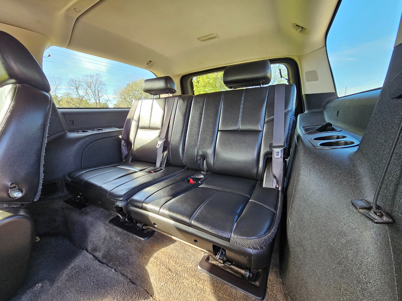 Chevrolet Suburban LT 1500 2WD 2013