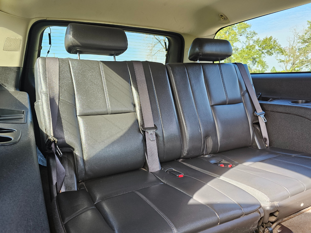 Chevrolet Suburban LT 1500 2WD 2013
