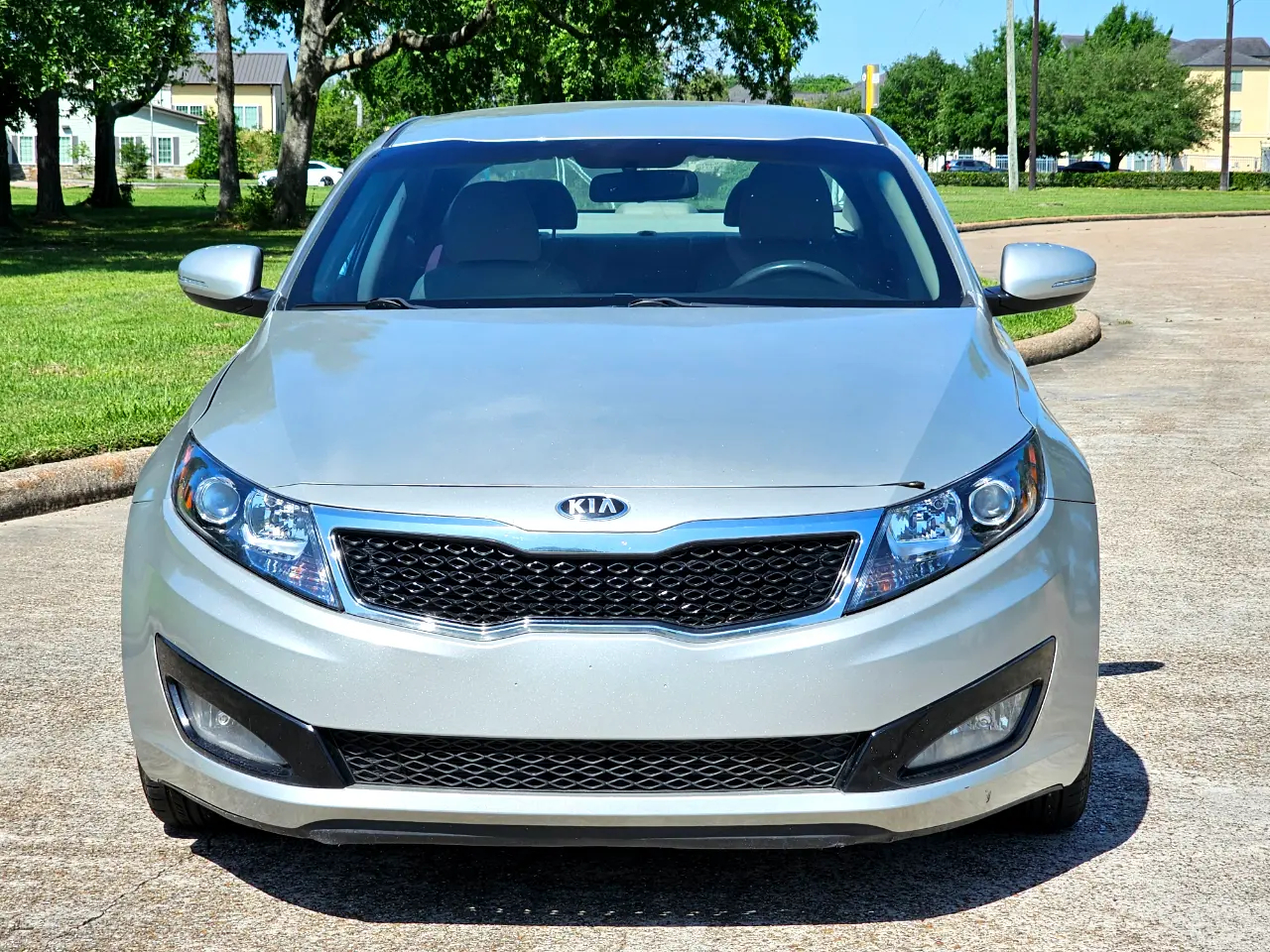 Kia Optima LX MT 2013