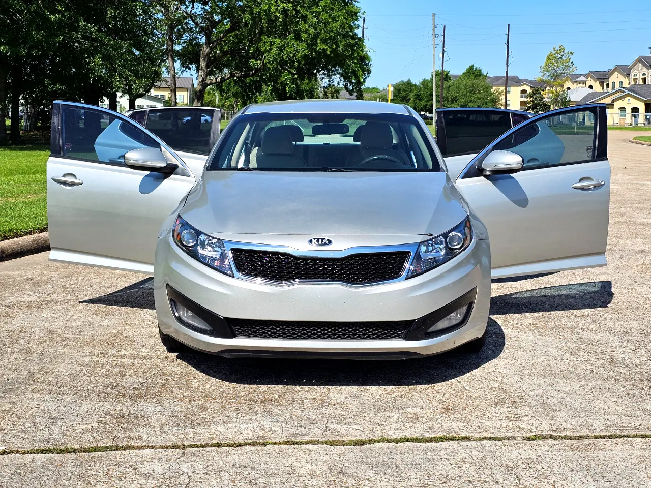Kia Optima LX MT 2013
