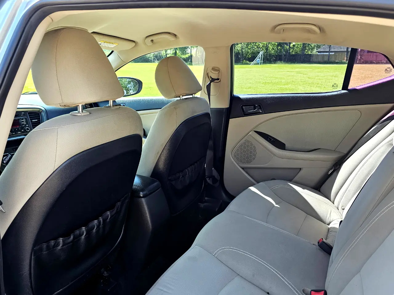 Kia Optima LX MT 2013