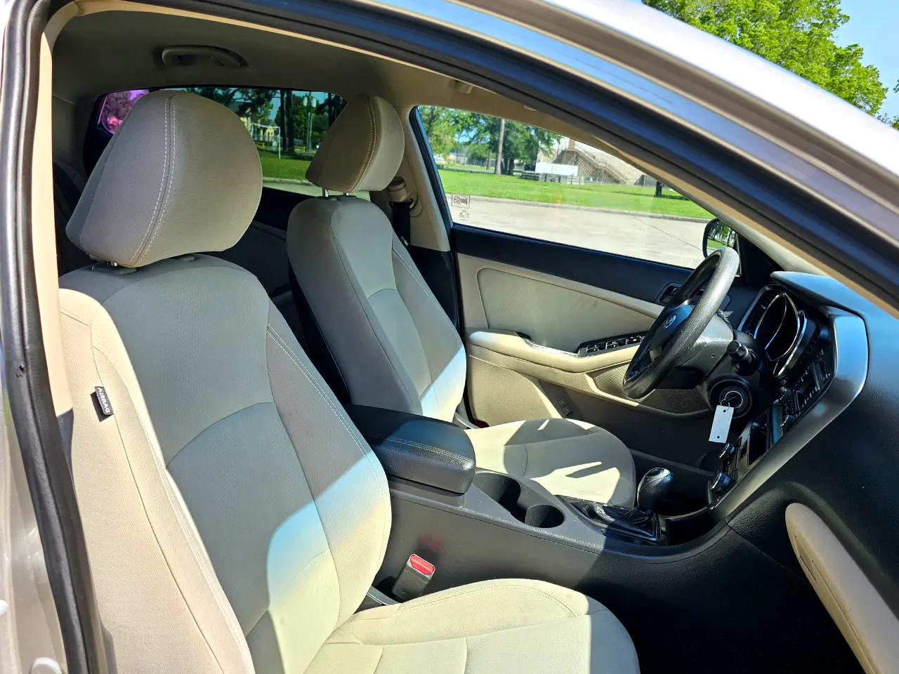 Kia Optima LX MT 2013