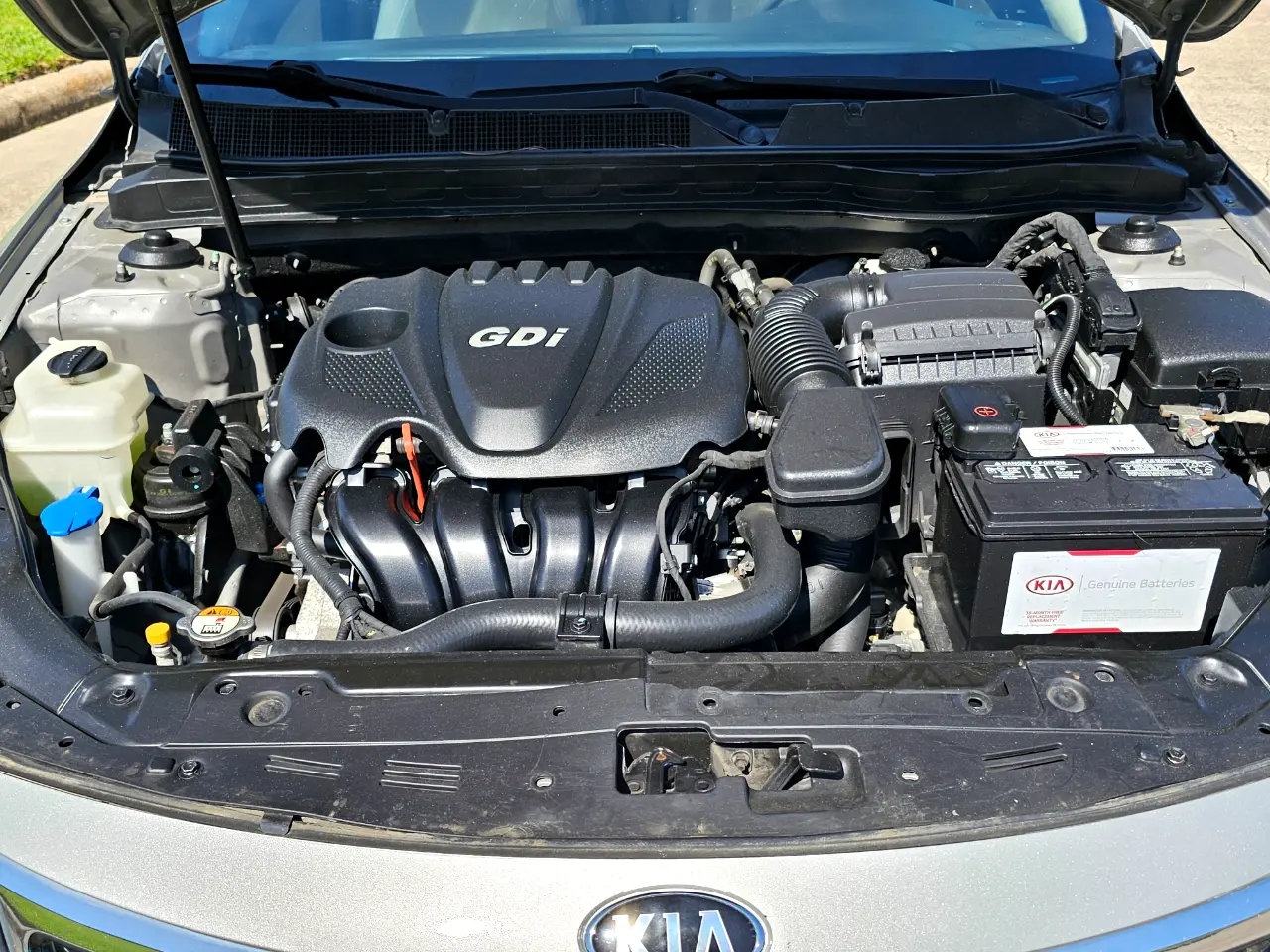 Kia Optima LX MT 2013