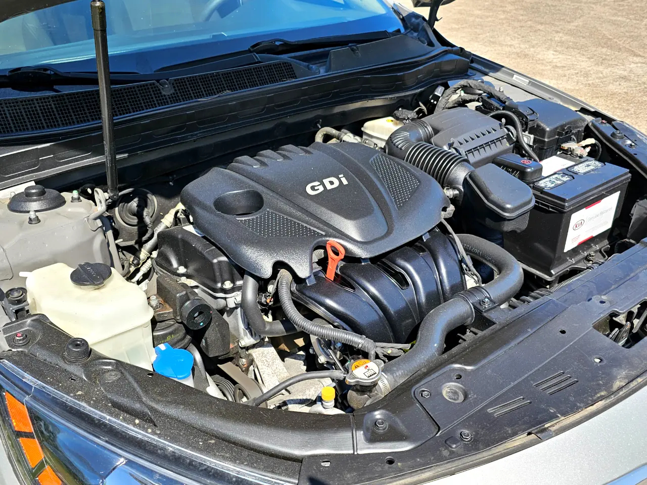 Kia Optima LX MT 2013