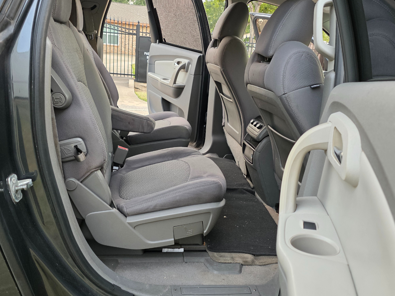 Chevrolet Traverse LT FWD 2012