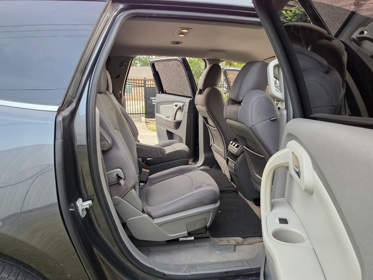 Chevrolet Traverse LT FWD 2012
