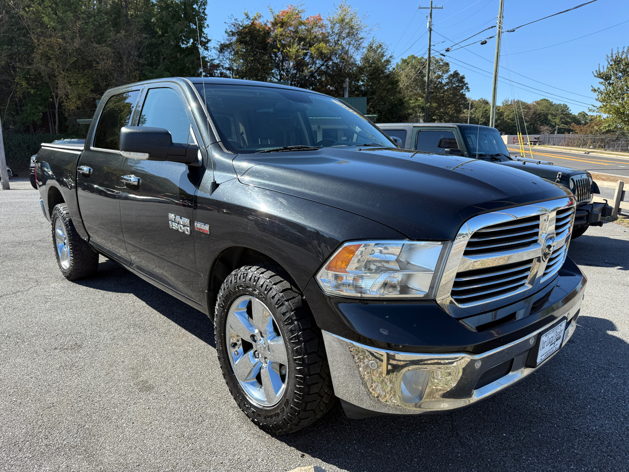 2016 RAM 1500 SLT