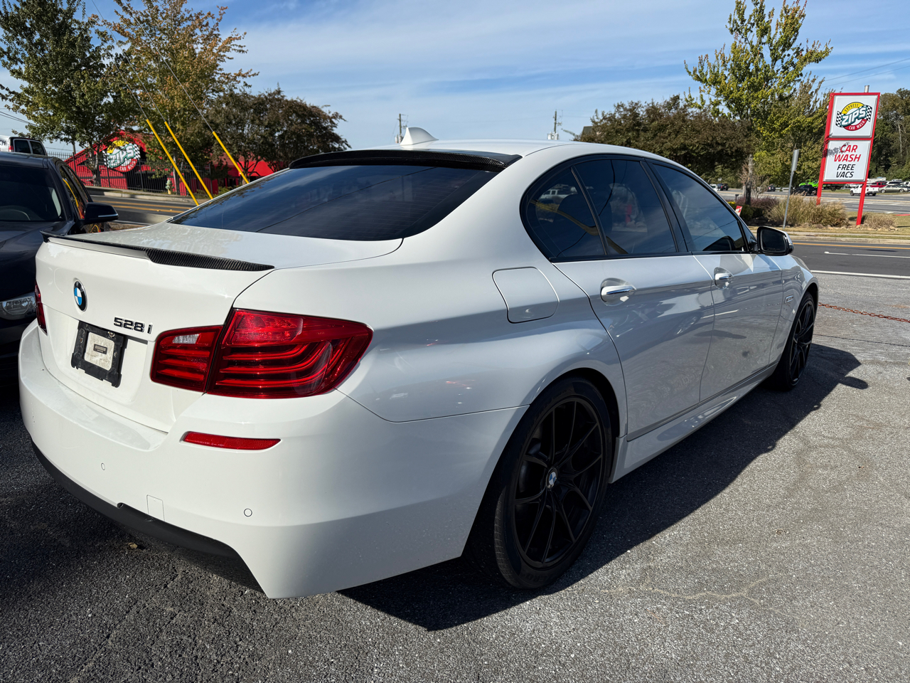 BMW 5-Series 528i 2015 BMW 5-Series 528i 2015