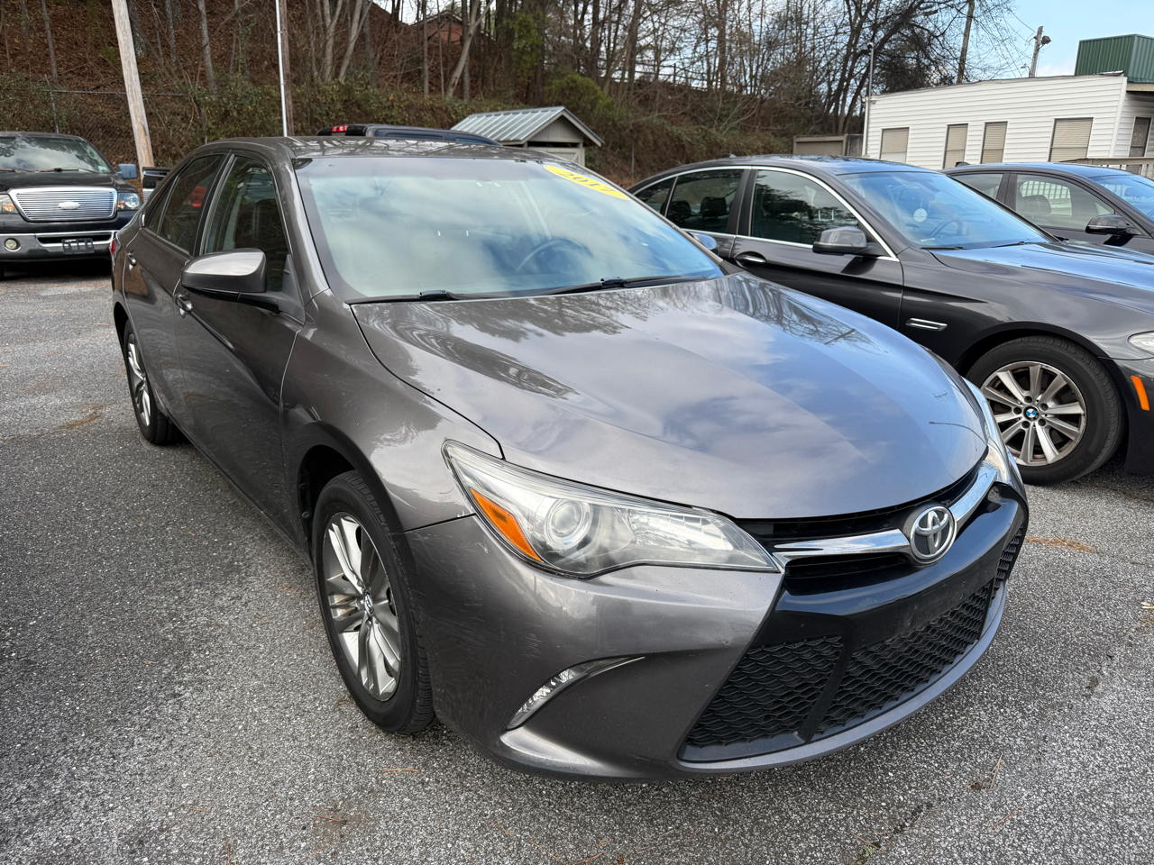 Toyota Camry SE 2017