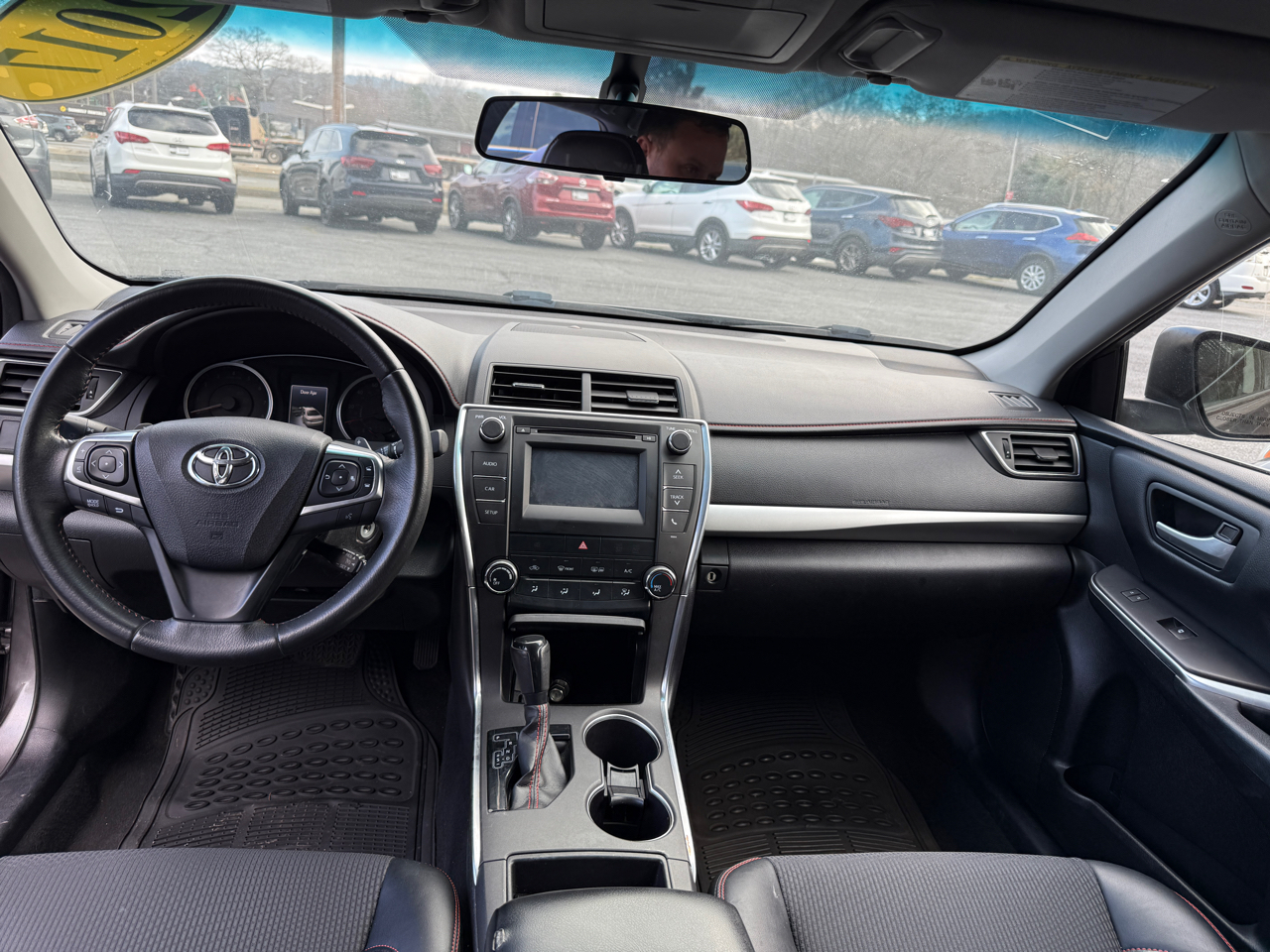 Toyota Camry SE 2017