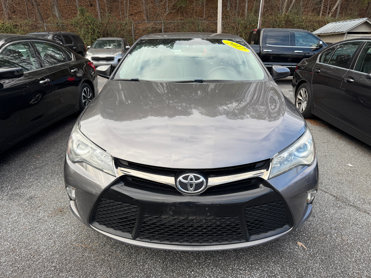 Toyota Camry SE 2017