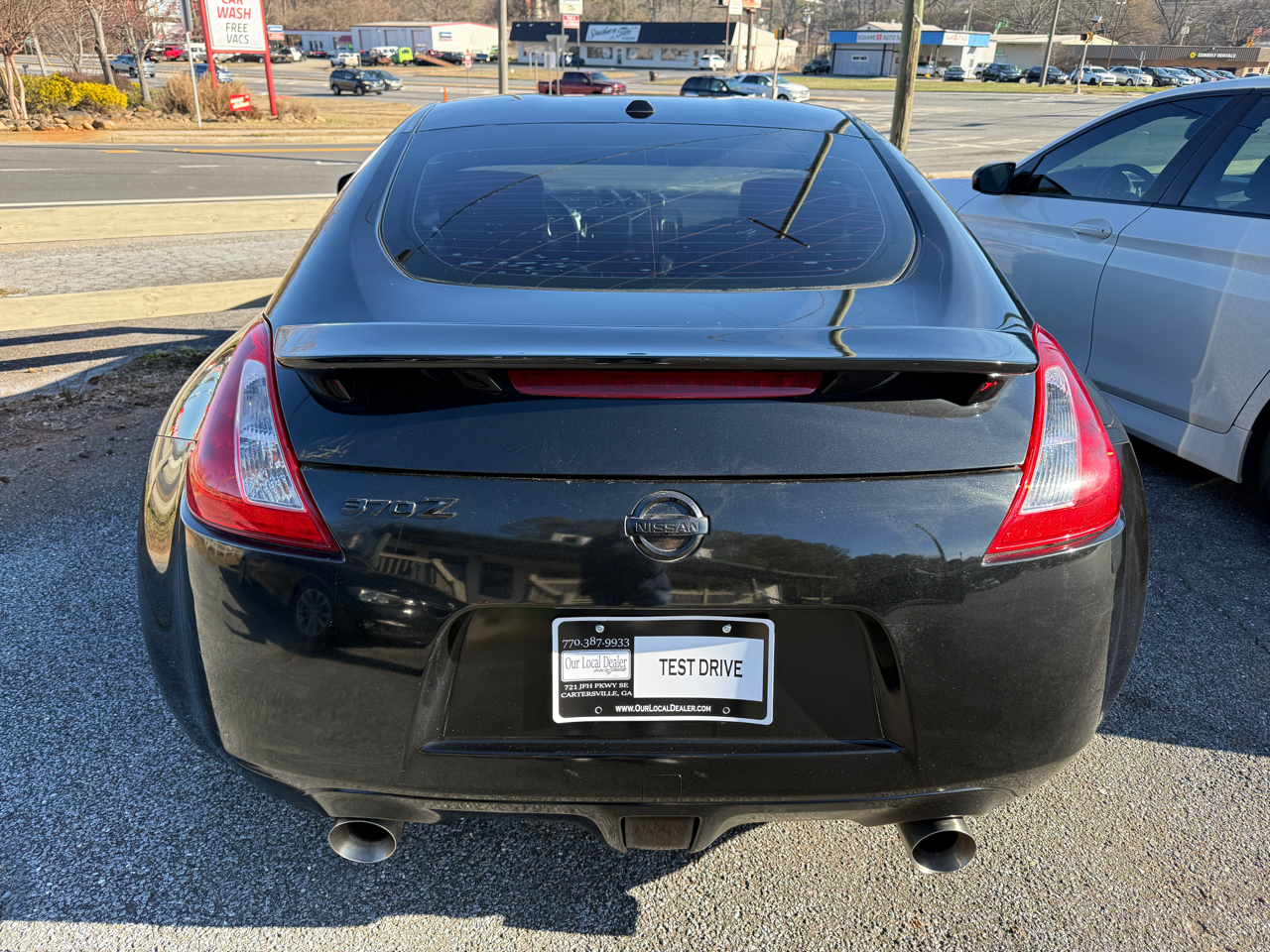 Nissan 370Z 2dr Cpe Auto Touring 2010